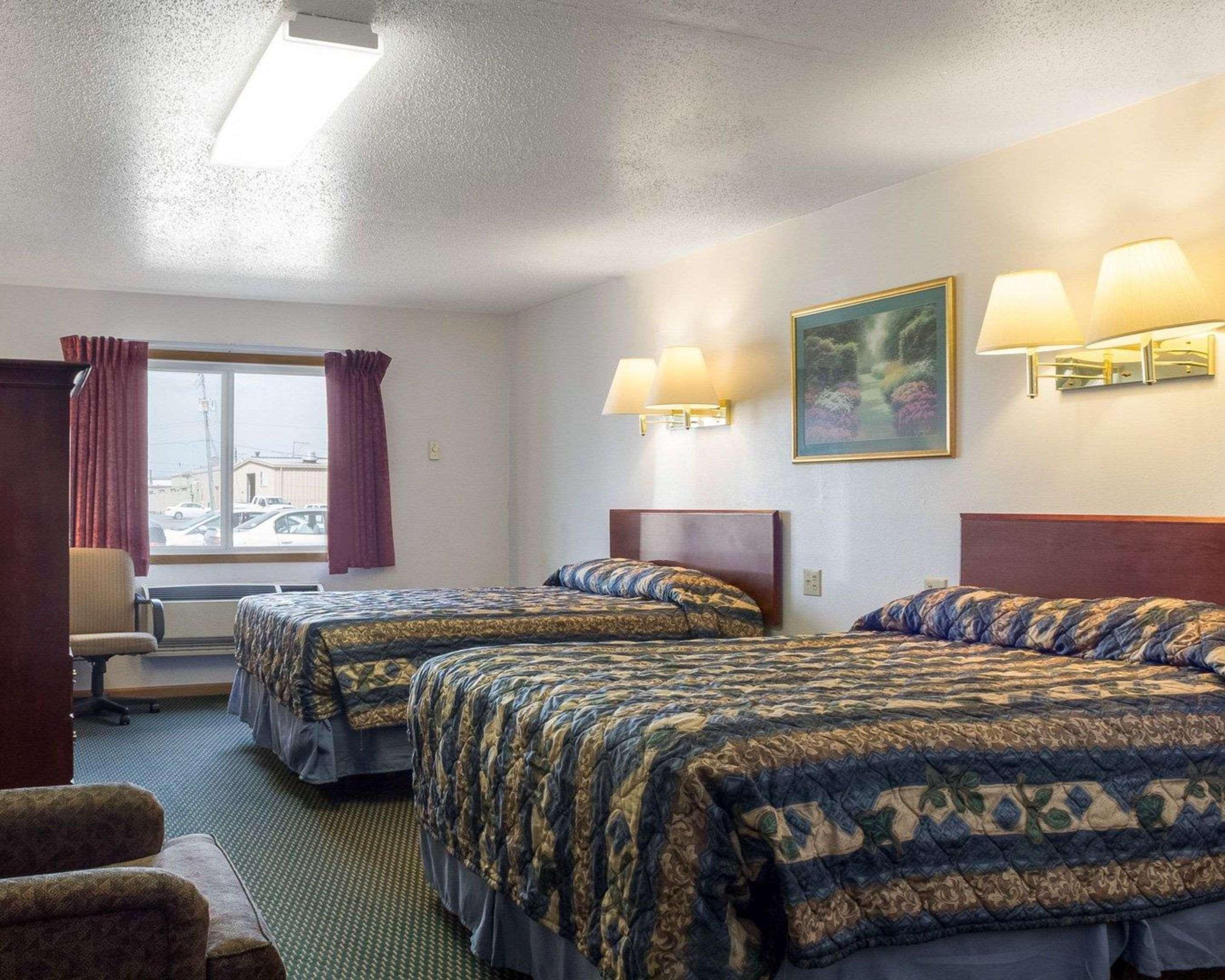 Rodeway Inn West Fargo Eksteriør billede
