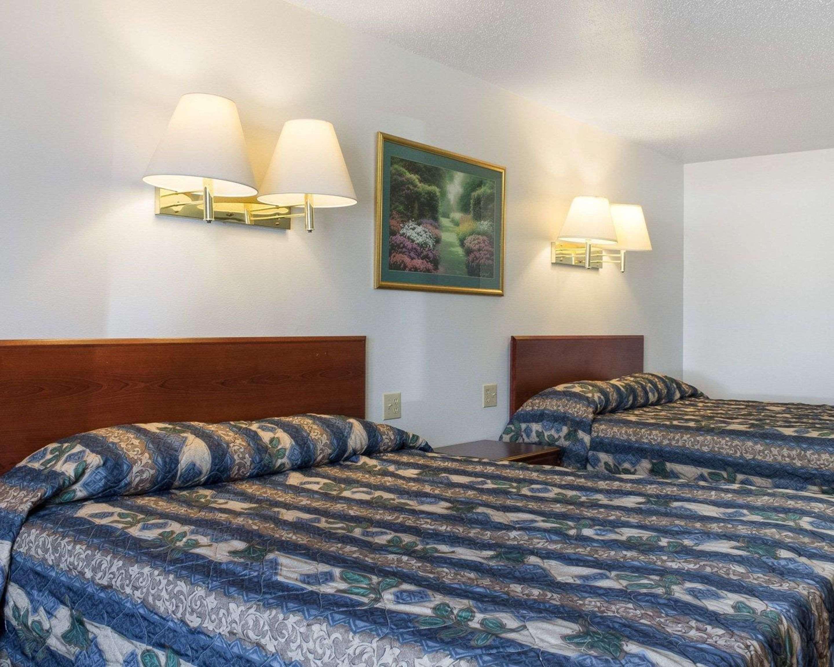 Rodeway Inn West Fargo Eksteriør billede