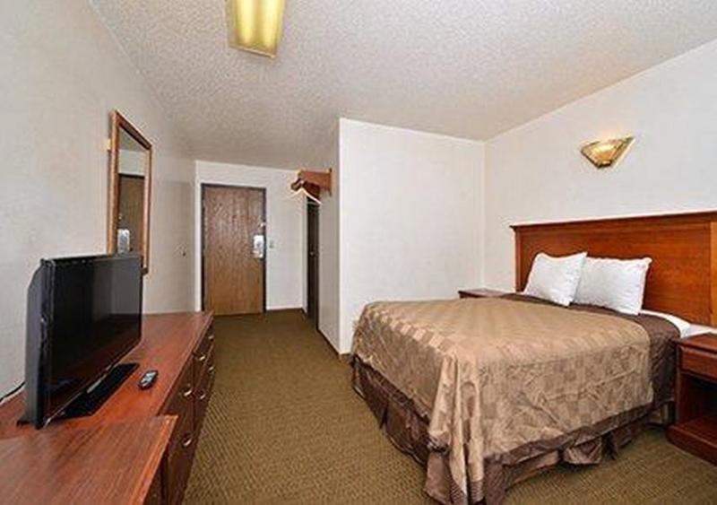 Rodeway Inn West Fargo Eksteriør billede