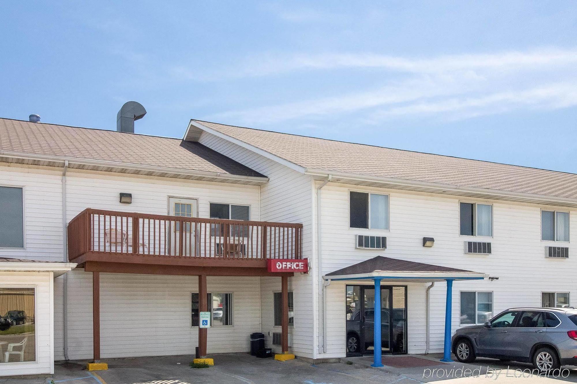 Rodeway Inn West Fargo Eksteriør billede