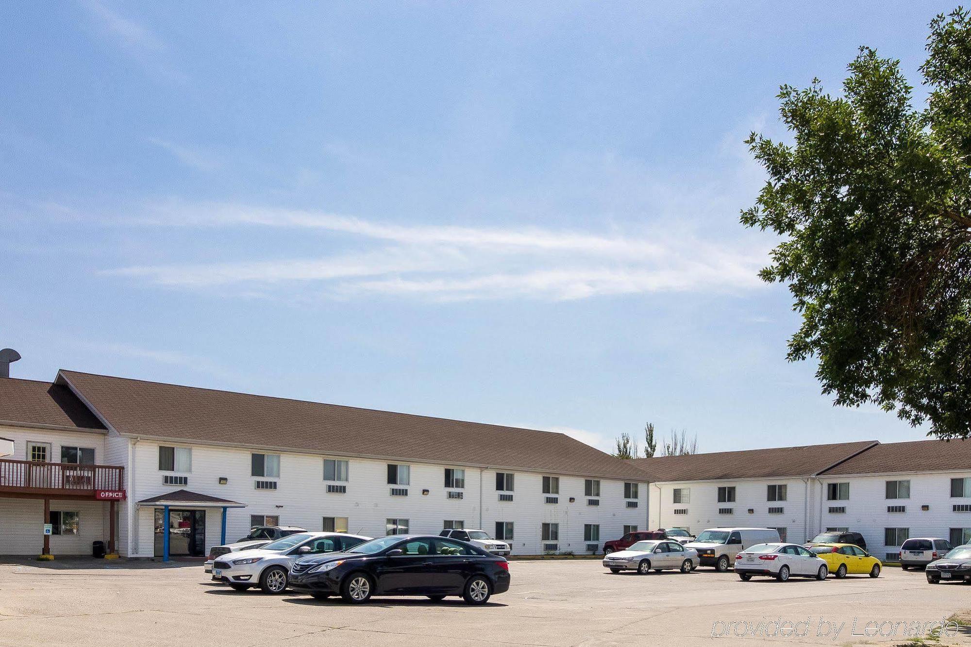 Rodeway Inn West Fargo Eksteriør billede