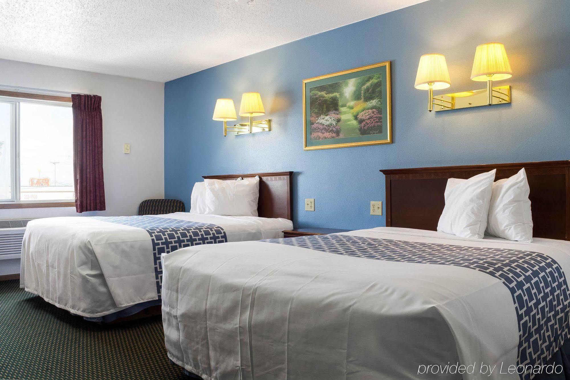 Rodeway Inn West Fargo Eksteriør billede