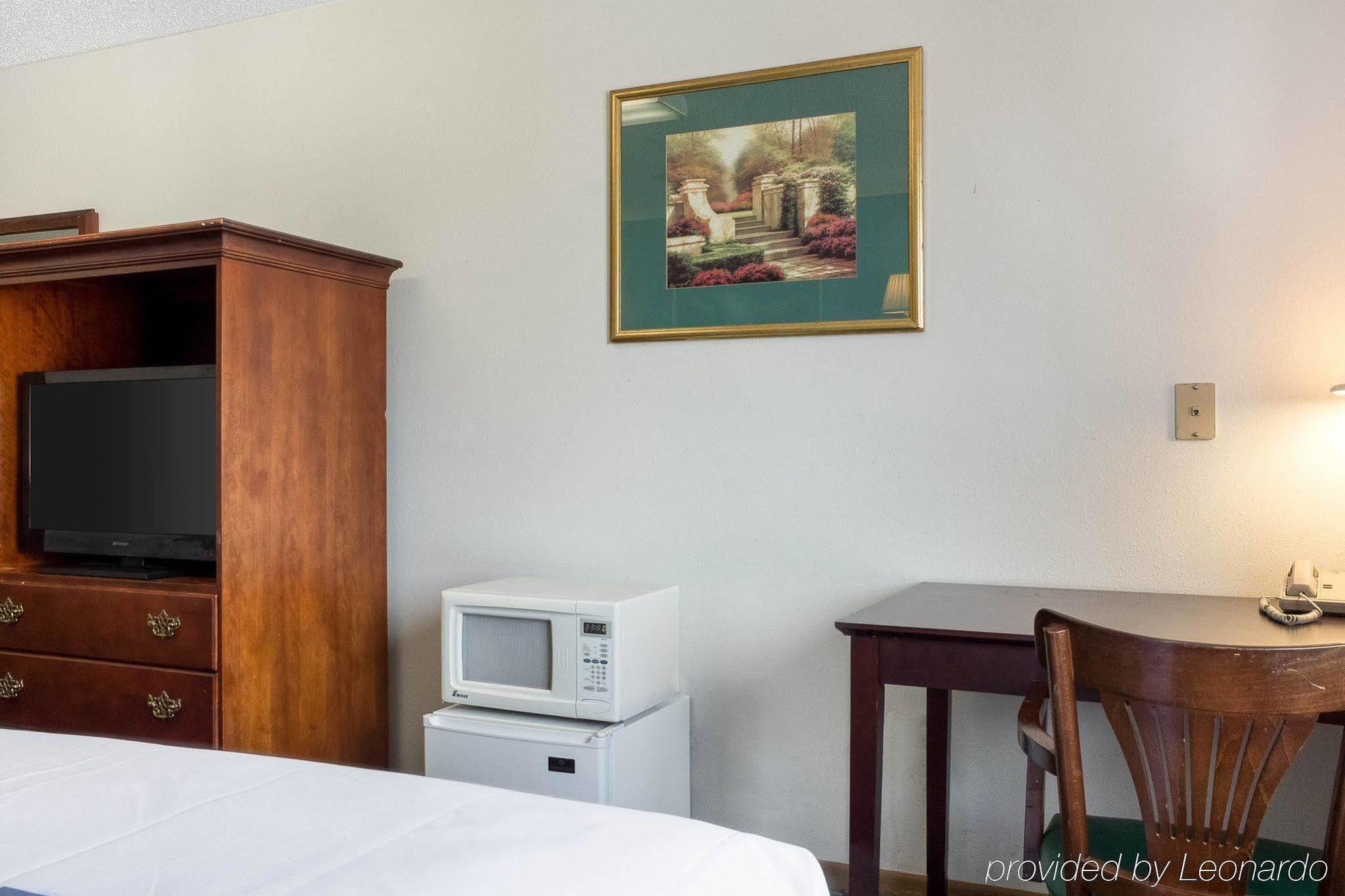 Rodeway Inn West Fargo Eksteriør billede