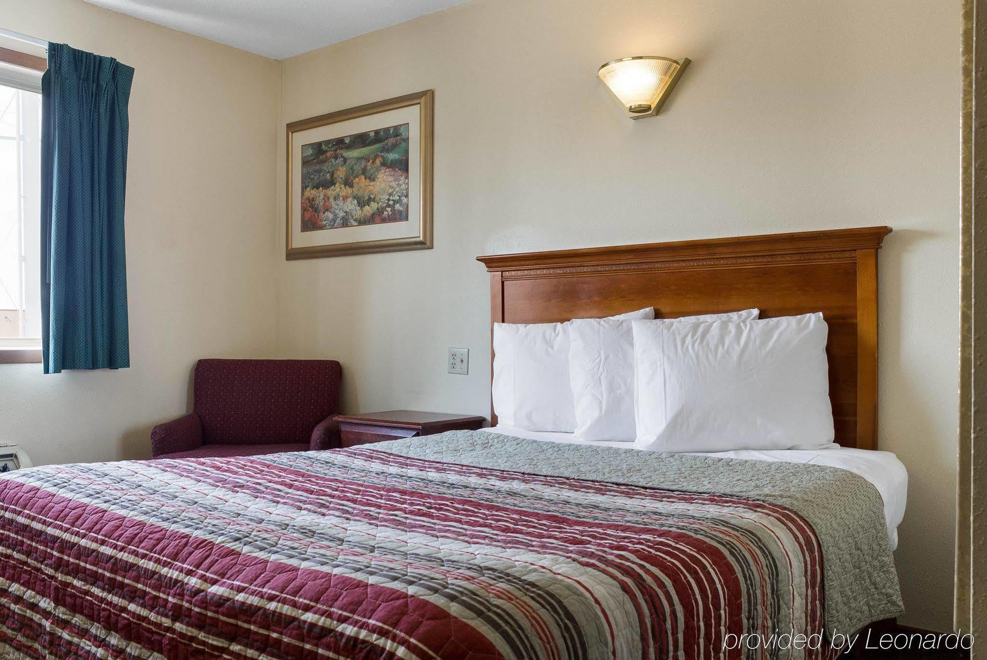 Rodeway Inn West Fargo Eksteriør billede